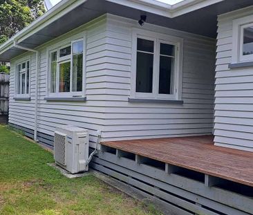 Charming 3BR Home in Spotswood! - Photo 5