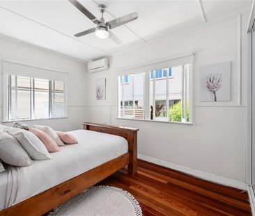 Large Entertaining Deck, Parkside Position - Initial Lease Term of ... - Photo 4