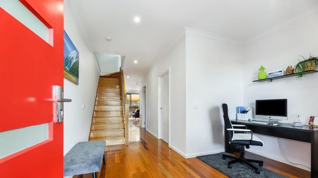 Spacious, Low-Maintenance Townhouse in a Convenient Location - Photo 1