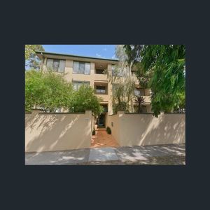 15/574 Glenferrie Road, Hawthorn, Vic 3122 - Photo 2
