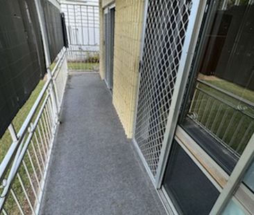 2 bedroom unit in Allenstown - Photo 2