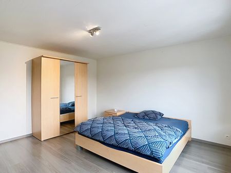 Lichtrijk 2 slaapkamer appartement op top locatie! - Foto 4