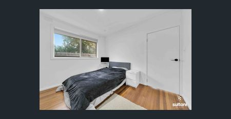 FOR LEASE! MODERN FAMILY HOME IN PRIME DANDENONG LOCATION 4 Glenys Court, Dandenong - Photo 2