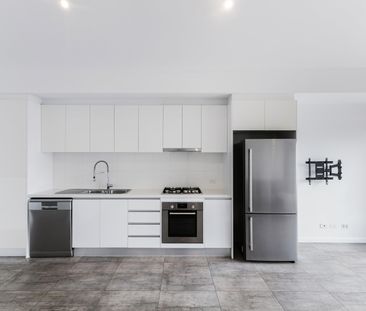 244A Union Street, Brunswick West VIC 3055 - House For Rent | Domain - Photo 5