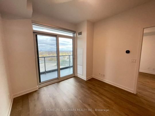 30 Upper Mall Way #1708 - Photo 1