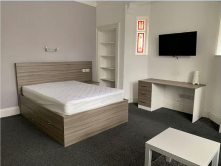 Studio to rent - Photo 4