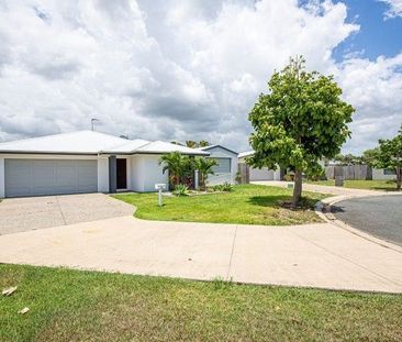 19 Phoenix Crescent, 4740, Rural View - Photo 5