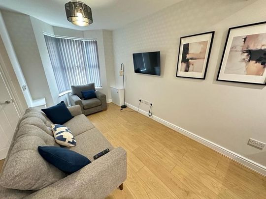 2 bedroom terraced house to rent - Photo 1