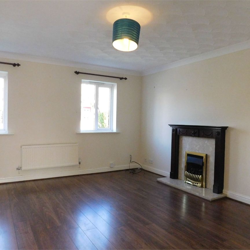 Campbell Close - Photo 1