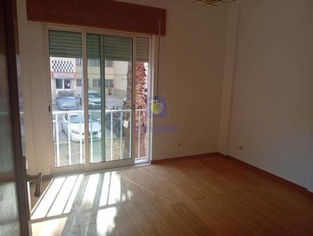 Apartamento T2 - Photo 2