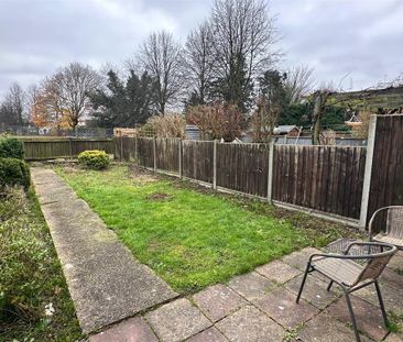 2 bedroom terraced house to rent - Photo 2
