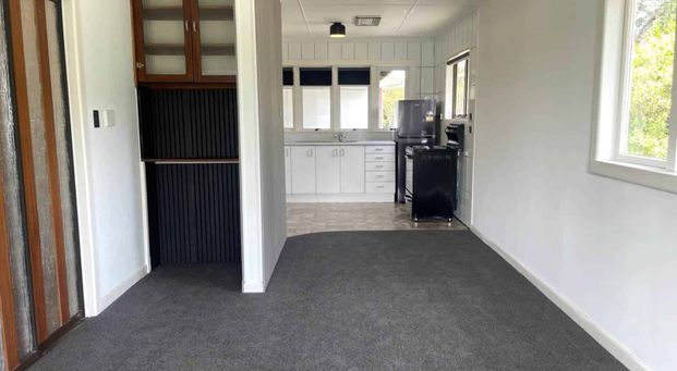 Renovated 2 Bedroom Home - Photo 1