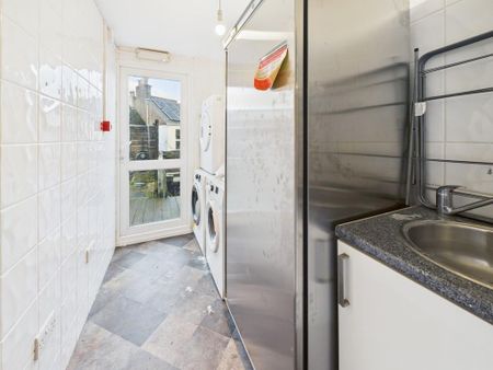 House share to rent - Photo 3