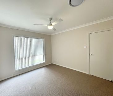 Modern and Spacious Family Home - Photo 2