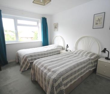2 bedroom apartment to rent - Photo 2