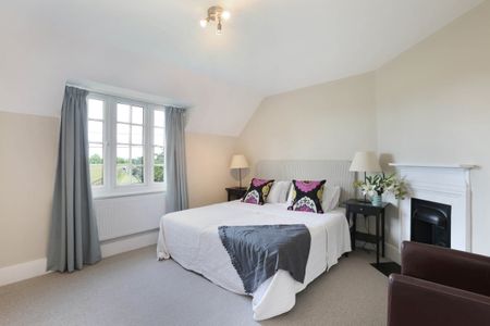 2 bedroom semi-detached house to rent - Photo 5