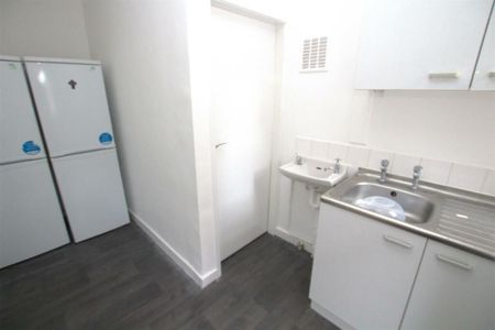 8 Bed Terraced House To Rent - Photo 5