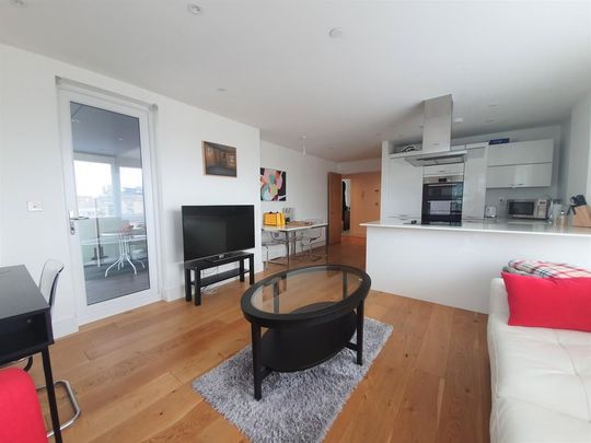 2 bedroom apartment to rent - Photo 1