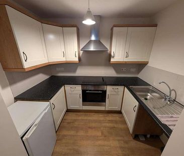 Co-op Lane, Pembroke Dock, SA72 - Photo 5