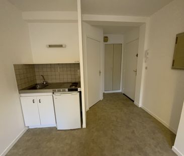 Location Appartement 1 pièce 19m² EVREUX 27000 - Photo 3
