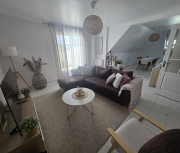 Location Appartement 3 pièces 70m² LA VILLE AUX DAMES 37700 - Photo 2