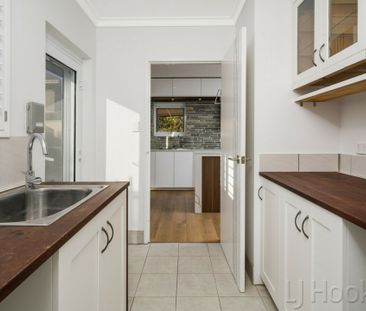 Renovated Beautiful Family Home - Photo 5