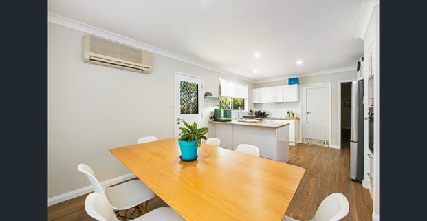 Light and Bright! - Photo 1