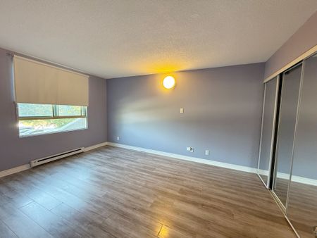 For Lease - 61 Markbrook Lane Unit# 201, Toronto, Ontario - Photo 4