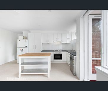 1/2 Shirley Grove, St Kilda East, Vic 3183 - Photo 1