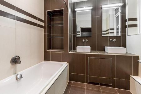 2 bedroom flat to rent - Photo 5