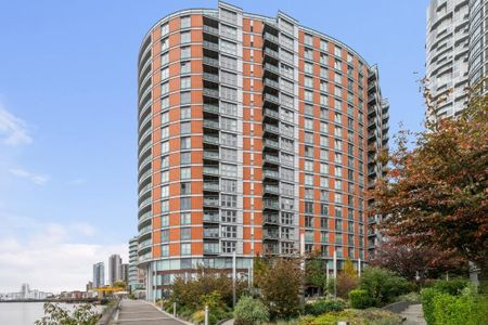 1 Fairmont Avenue, Canary Wharf, E14 - Photo 4