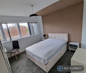 1 bedroom in a house share to rent - Photo 6