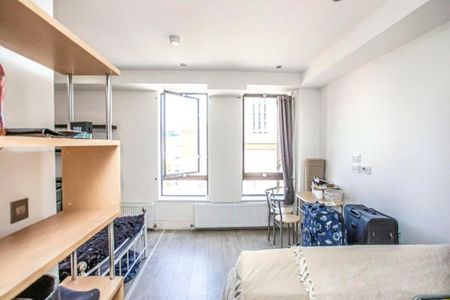 1 bedroom flat to rent - Photo 3