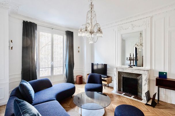 Tout savoir sur cet appartement dans le quartier Gros Caillou, à Paris 7ème - Photo 1
