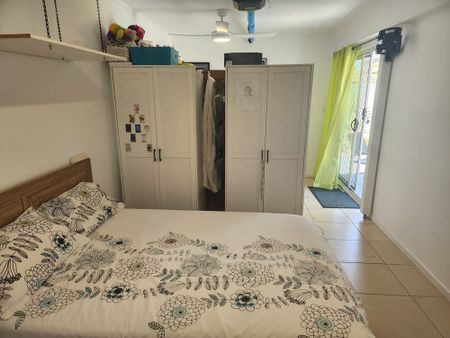 Shared studio/granny flat, Murtha drive - Photo 5