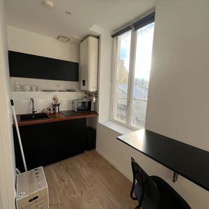 Location Appartement 1 pièce 14m² LILLE 59000 - Photo 2