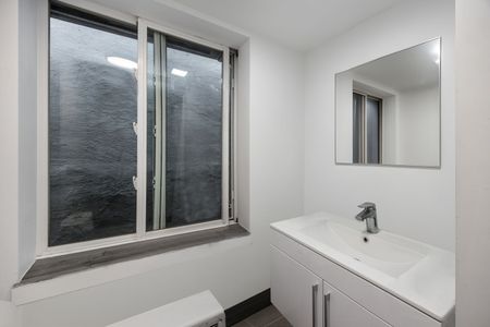 For Lease - 264 Division Street Unit# 2, Cobourg, Ontario - Photo 4