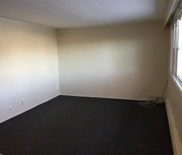 180 Memorial Ave - 6 - Photo 1