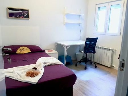 Calle Álvaro de Bazán, Getafe, Community of Madrid 28902 - Photo 4