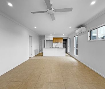 BRAND NEW 3 BEDROOM HOUSE - PALMVIEW - Photo 1