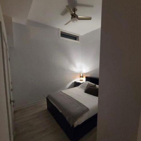 3 1/2 à louer - Plateau Mont-Royal - Photo 3