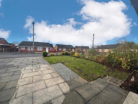 Pennystone Close, Saughall Massie - Photo 5