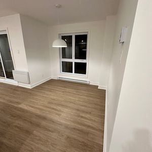 4 1/2 à Bois-des-Filion - Photo 3