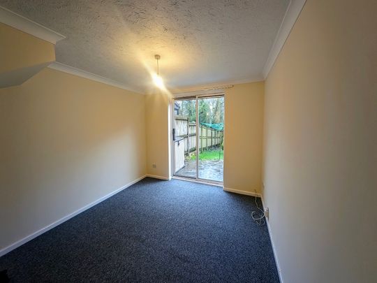 Byron Way, Killay, Swansea, - Photo 1