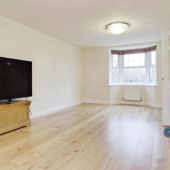 5 bedroom detached house to rent - Photo 1