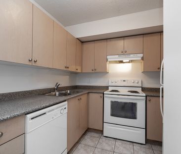 333 Sidney Belsey Crescent - Photo 4