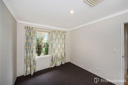 Big Bold Spacious Living At Its Best!!! - Photo 5