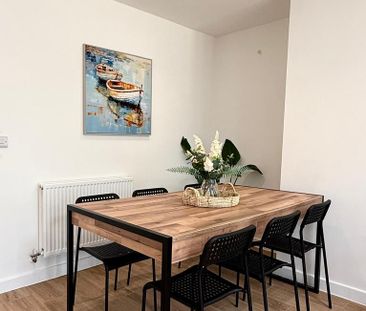 6 bedroom semi-detached house to rent - Photo 6