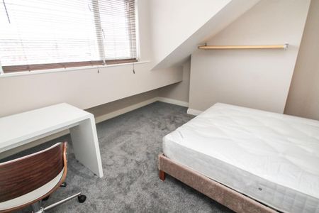 3 bedroom terraced house to rent - Photo 4