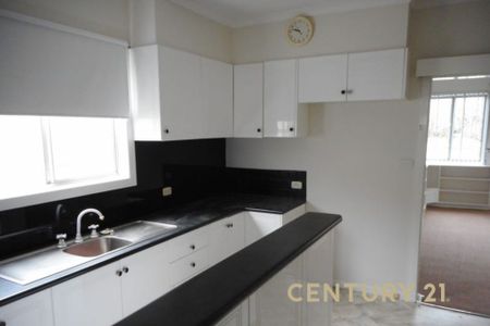 Comfortable Living in Central Dandenong - Photo 5